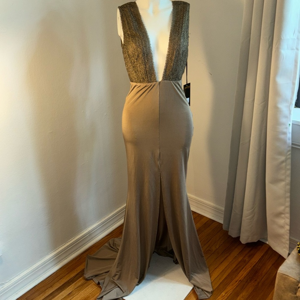 Gorgeous dress